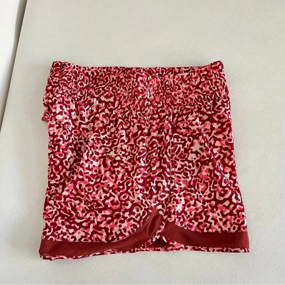 Athleta Shorts High Rise Mesh Racer Run Burgundy Leopard Built-In Liner 3" - Picture 9 of 15